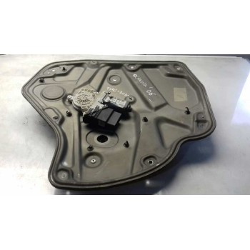 ELEVALUNAS TRASERO DERECHO 117782G 600SW1301 