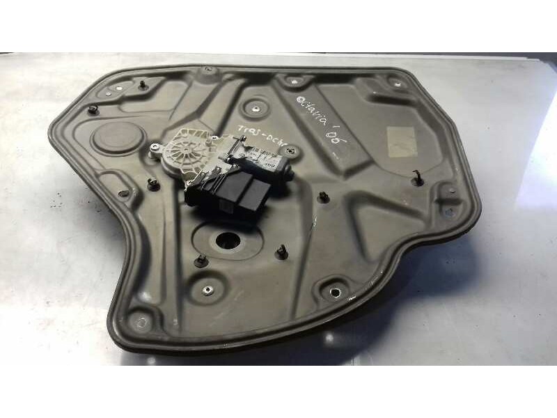 Recambio de elevalunas trasero derecho para skoda octavia berlina (1z3) referencia OEM IAM 117782G 600SW1301 