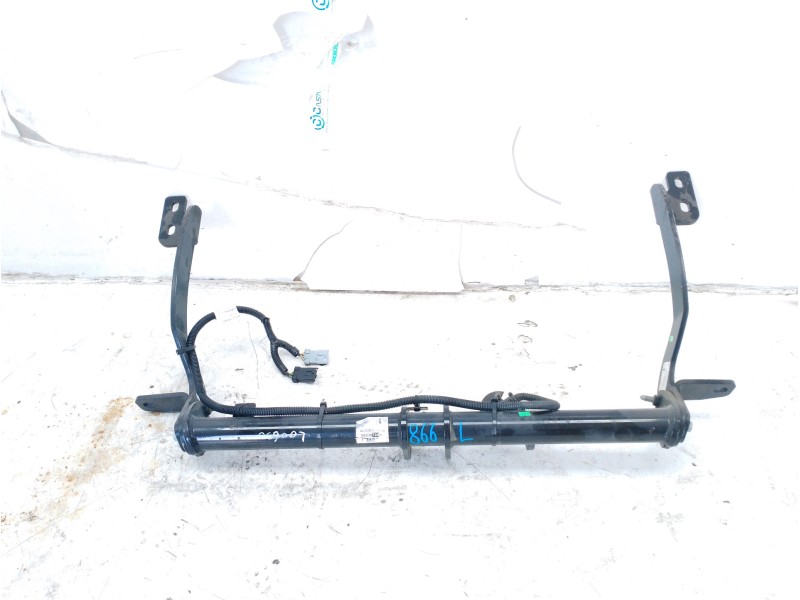 Recambio de enganche remolque para toyota proace verso referencia OEM IAM SU001A8621  