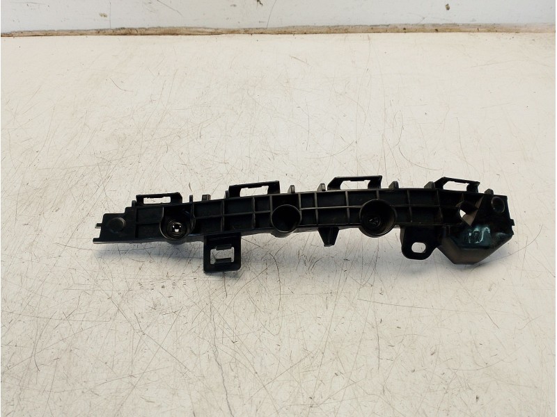 Recambio de moldura para toyota yaris (_p21_, _pa1_, _ph1_) 1.5 hybrid (mxph10) referencia OEM IAM 52575K0020  