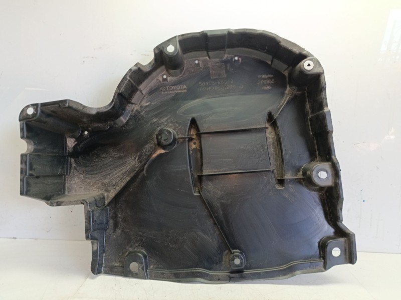 Recambio de molduras traseras para toyota yaris (_p21_, _pa1_, _ph1_) 1.5 hybrid (mxph10) referencia OEM IAM 58415K0010  