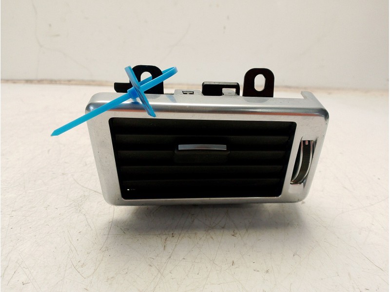 Recambio de moldura para land rover discovery sport (l550) 2.0 d 4x4 referencia OEM IAM LR072446  
