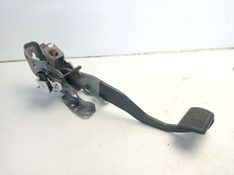 Recambio de pedal freno para toyota c-hr hybrid advance referencia OEM IAM 47110F4090  