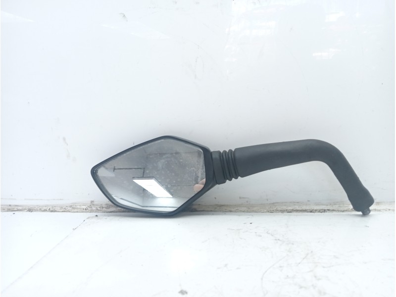 Recambio de retrovisor izquierdo para ktm 125 duke referencia OEM IAM 90112040000  