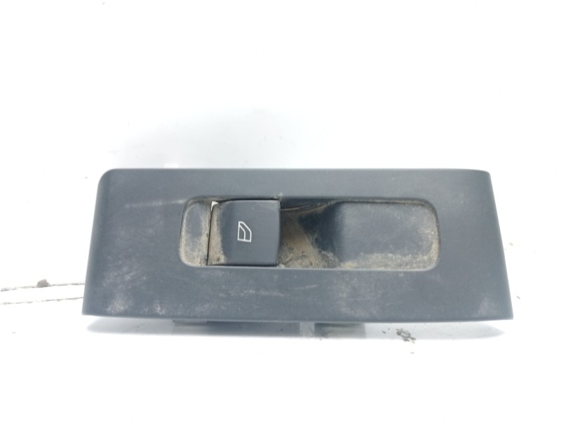 Recambio de mando elevalunas trasero derecho para volvo xc 40 business plus awd referencia OEM IAM 31456060  