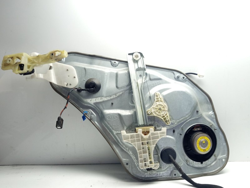 Recambio de elevalunas trasero derecho para kia sorento referencia OEM IAM 824022P010 12K280310 