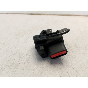 ENGANCHE CINTURON TRASERO DERECHO 733600D200 