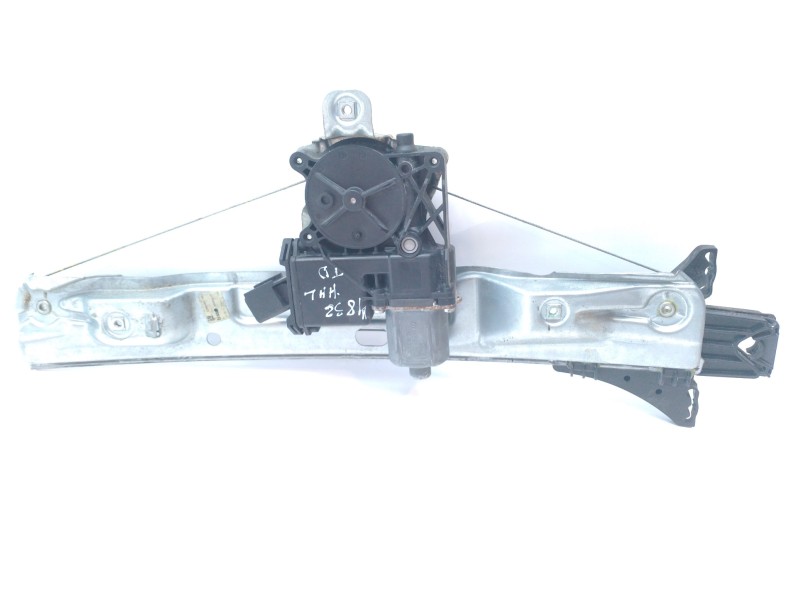 Recambio de elevalunas trasero derecho para opel insignia berlina 2.0 cdti cat referencia OEM IAM 20952451  