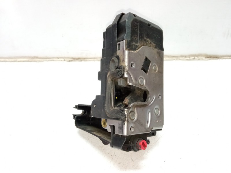 Recambio de cerradura puerta trasera derecha para opel astra h berlina enjoy referencia OEM IAM 13128116  