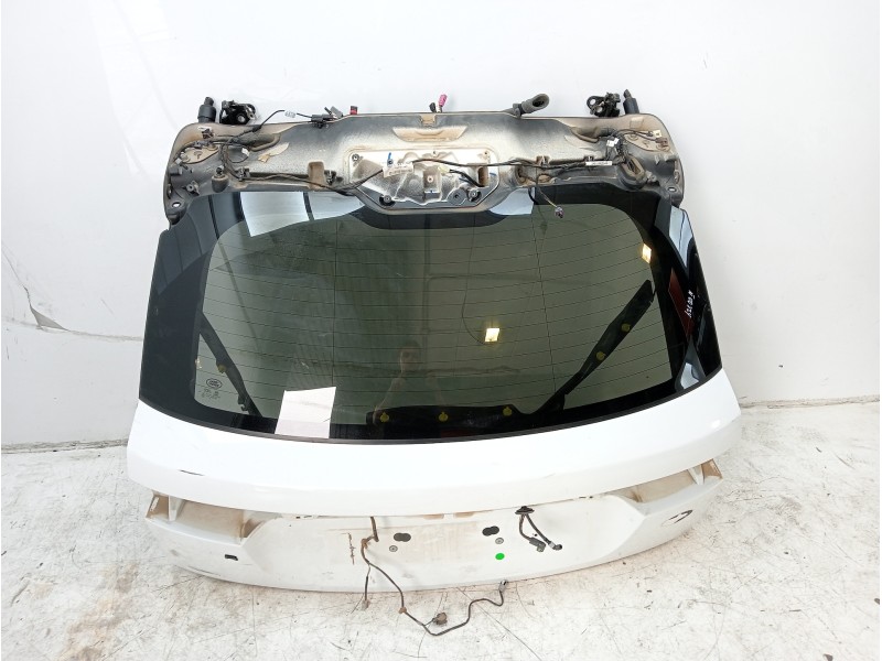 Recambio de porton trasero para land rover range rover velar velar referencia OEM IAM LR110352 J8A240010AG8LML J8A270354AD