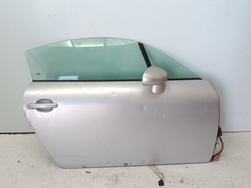 Recambio de puerta delantera derecha para audi tt (8n3/8n9) 1.8 20v turbo referencia OEM IAM 8N0831052C  
