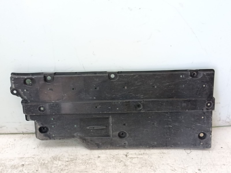 Recambio de molduras delanteras para toyota yaris (_p21_, _pa1_, _ph1_) 1.5 hybrid (mxph10) referencia OEM IAM 58165K0010  