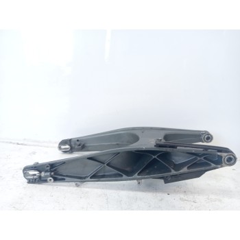 BRAZO SUSPENSION INFERIOR TRASERO DERECHO 28104030044BA 