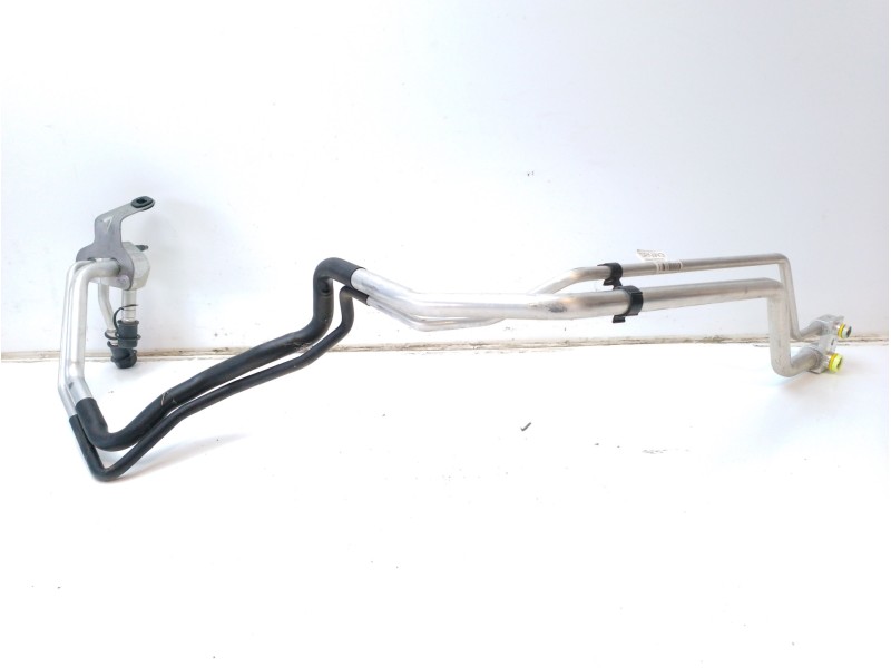 Recambio de tubo para volvo xc 40 business plus awd referencia OEM IAM 31694883  
