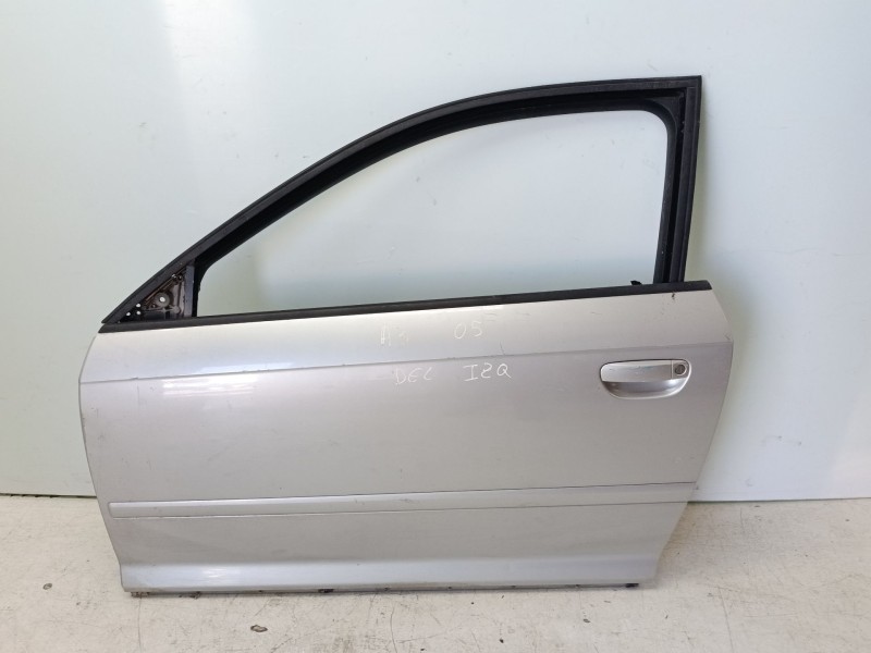Recambio de puerta delantera izquierda para audi a3 (8p1) 1.6 referencia OEM IAM 8P4831051A  