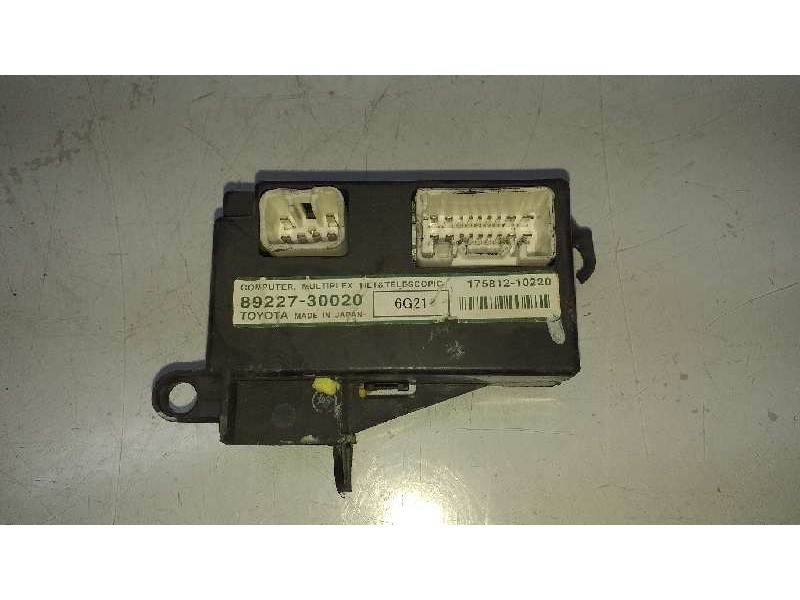 Recambio de caja direccion para lexus is200 (ds2/is2) 220d referencia OEM IAM 8922730020 17581210220 2G21