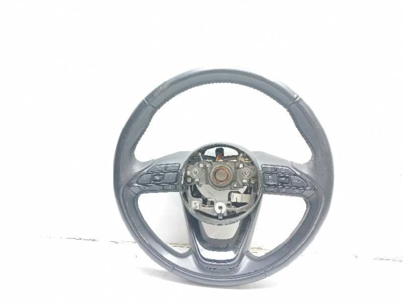 Recambio de volante para toyota yaris hybrid active referencia OEM IAM 45100K0140C1  