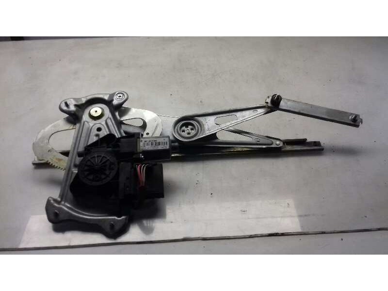 Recambio de elevalunas delantero derecho para renault megane iii berlina 5 p dynamique referencia OEM IAM 966036102 807301396G 