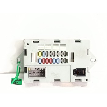 CAJA RELES / FUSIBLES LR041091 