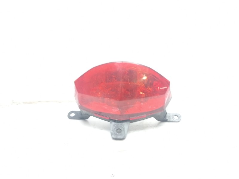 Recambio de piloto trasero central para ktm 125 duke referencia OEM IAM 90114040000  