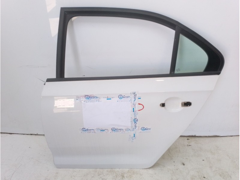 Recambio de puerta trasera izquierda para skoda rapid (nh3, nk3, nk6) 1.6 tdi referencia OEM IAM 5JA833055B  