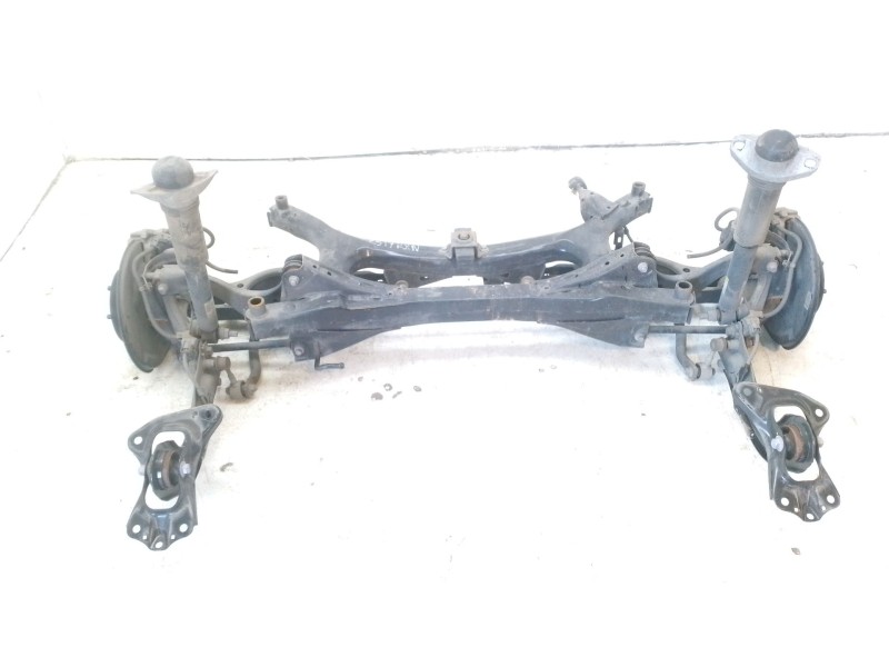Recambio de puente trasero para toyota c-hr referencia OEM IAM 51206F4013  