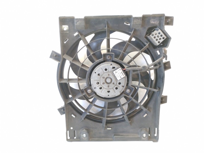 Recambio de electroventilador para opel zafira b cdti referencia OEM IAM 13147279 13132559 