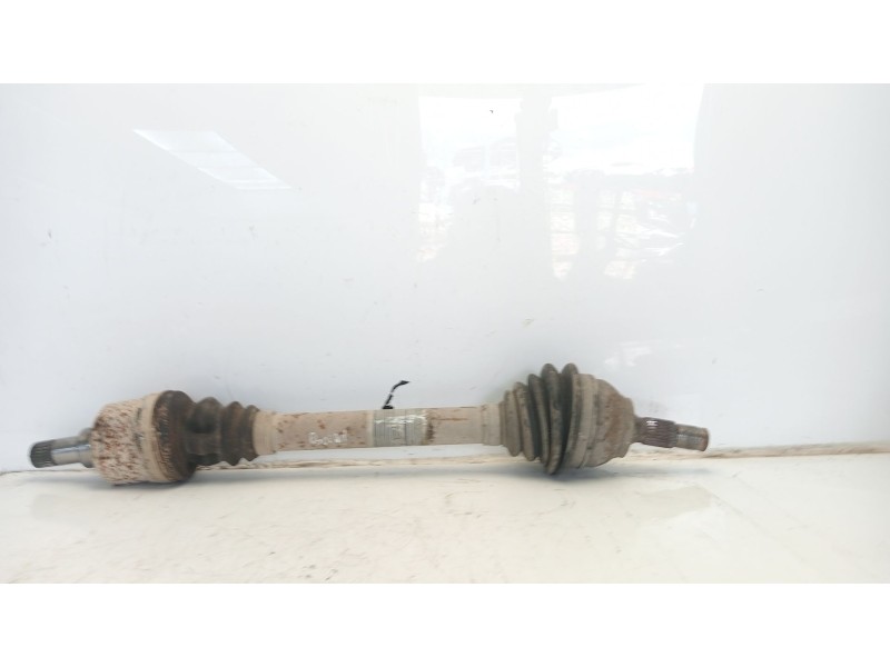 Recambio de transmision delantera izquierda para peugeot 208 referencia OEM IAM 9803959680  