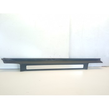 MOLDURA A2516800335 