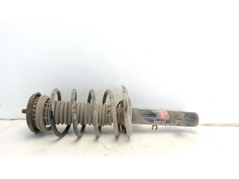 Recambio de amortiguador delantero derecho para peugeot 208 referencia OEM IAM 9820324680  