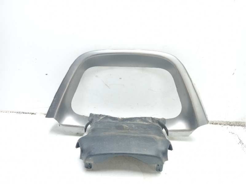 Recambio de molduras delanteras para toyota rav 4 advance hybrid referencia OEM IAM 5540442050  