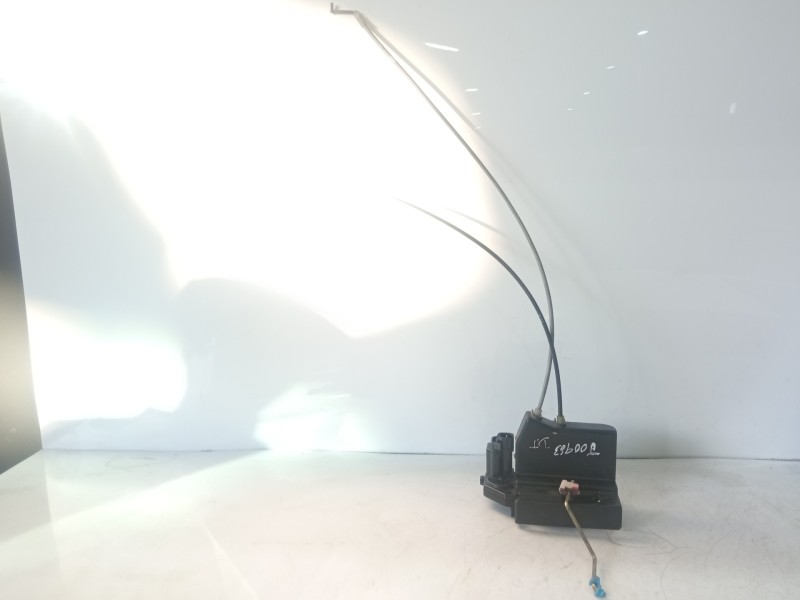 Recambio de cerradura puerta trasera derecha para ssangyong rodius 2.7 turbodiesel cat referencia OEM IAM 6188069 A045035 
