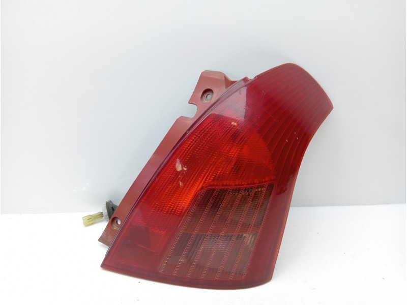 Recambio de piloto trasero derecho para suzuki swift berlina (mz) gl (5-ptas.) referencia OEM IAM 20010002  