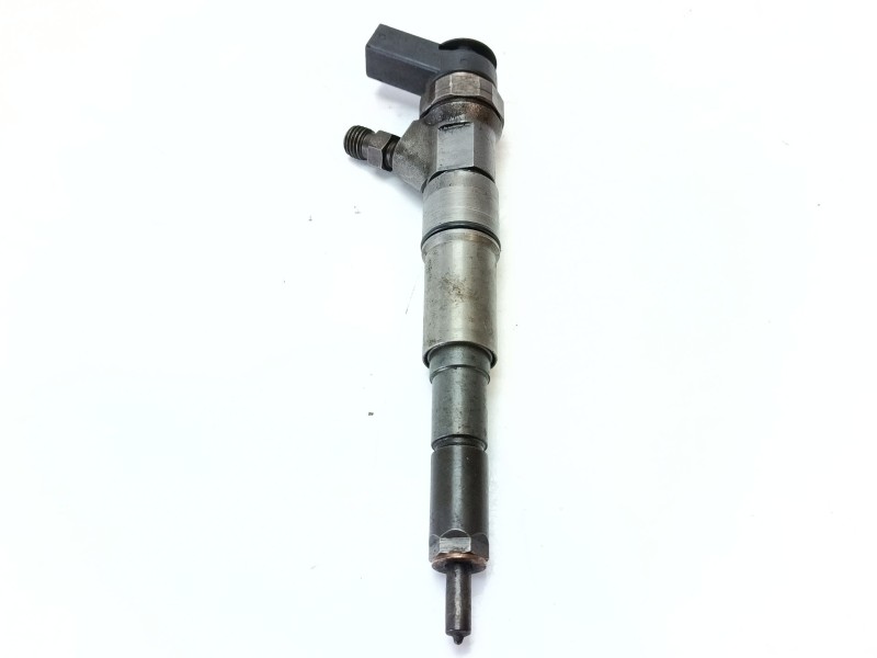 Recambio de inyector para opel vectra c berlina referencia OEM IAM 821156  0445110131