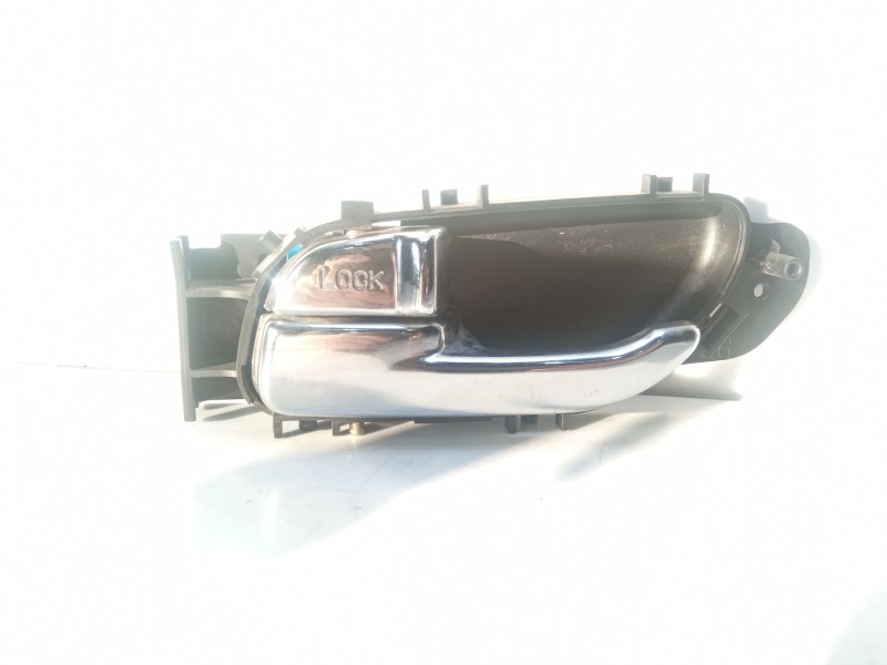 Recambio de maneta interior trasera derecha para ssangyong rodius 2.7 turbodiesel cat referencia OEM IAM 7241021000  