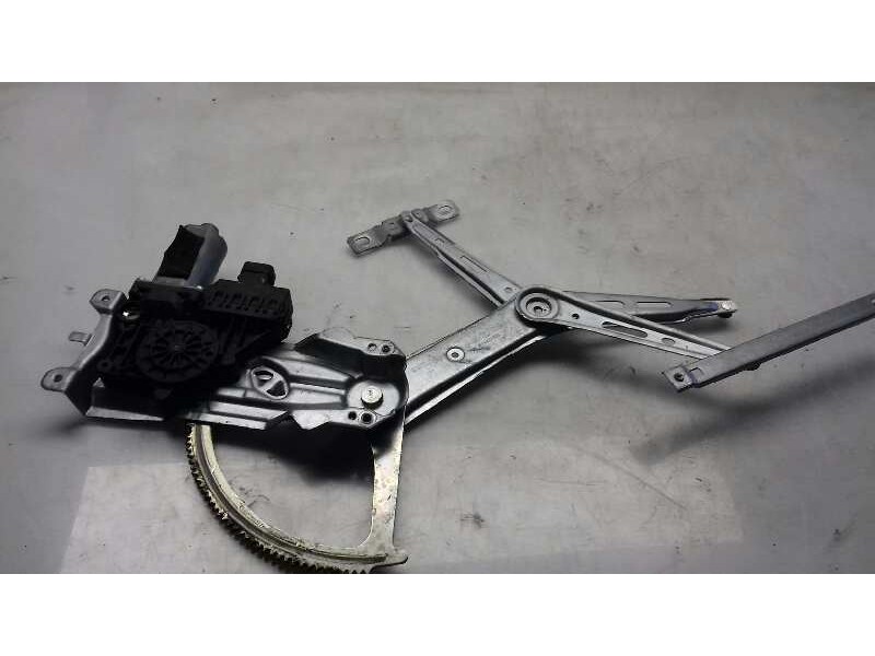 Recambio de elevalunas delantero izquierdo para opel zafira b cosmo referencia OEM IAM A337013132220LH 994886101 