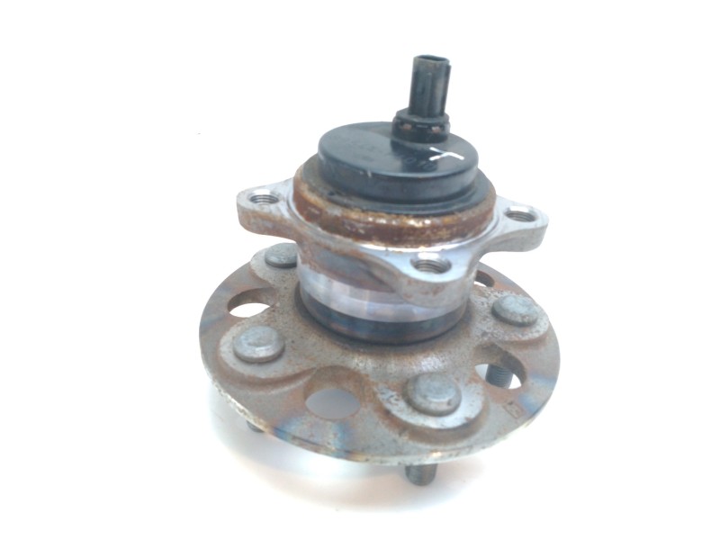 Recambio de buje para toyota corolla (e21) hybrid active referencia OEM IAM 89544F4010  