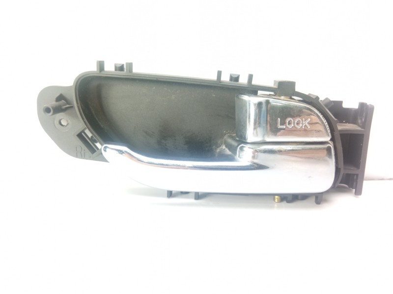 Recambio de maneta interior trasera izquierda para ssangyong rodius 2.7 turbodiesel cat referencia OEM IAM 7242021000  