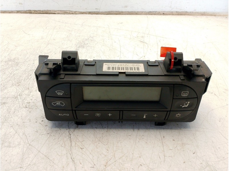 Recambio de mando climatizador para citroën c2 vtr referencia OEM IAM 96377774XT  