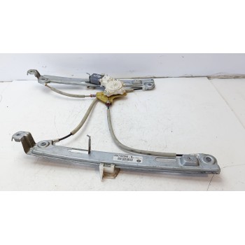 ELEVALUNAS DELANTERO DERECHO 68002896AA 05074820AA