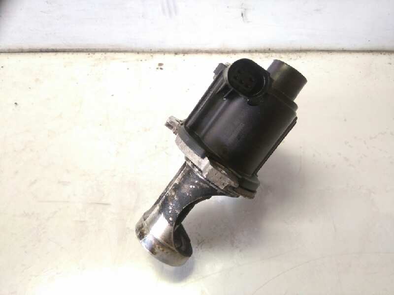 Recambio de valvula egr para volkswagen passat variant (3b6) advance referencia OEM IAM 038131501AD  