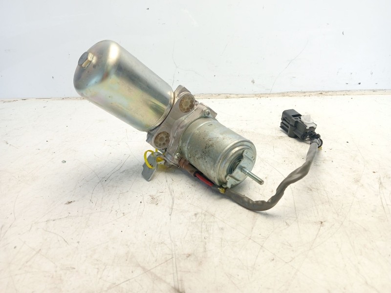 Recambio de bomba freno para lexus ux (za10) 250h referencia OEM IAM 4707012040  
