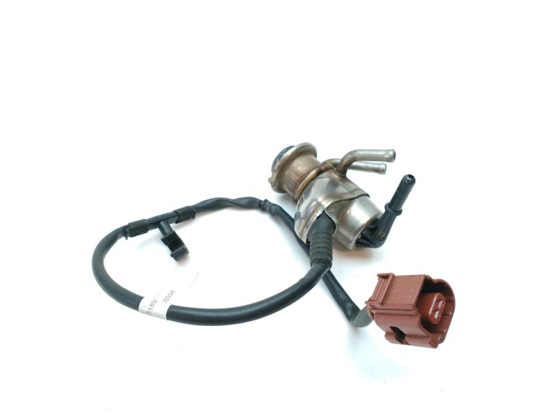 Recambio de inyector para audi a3 sportback (8vf) 1.6 tdi referencia OEM IAM 04L131113P  