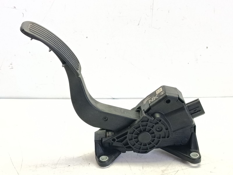 Recambio de pedal acelerador para toyota corolla (e21) referencia OEM IAM 7811002211  