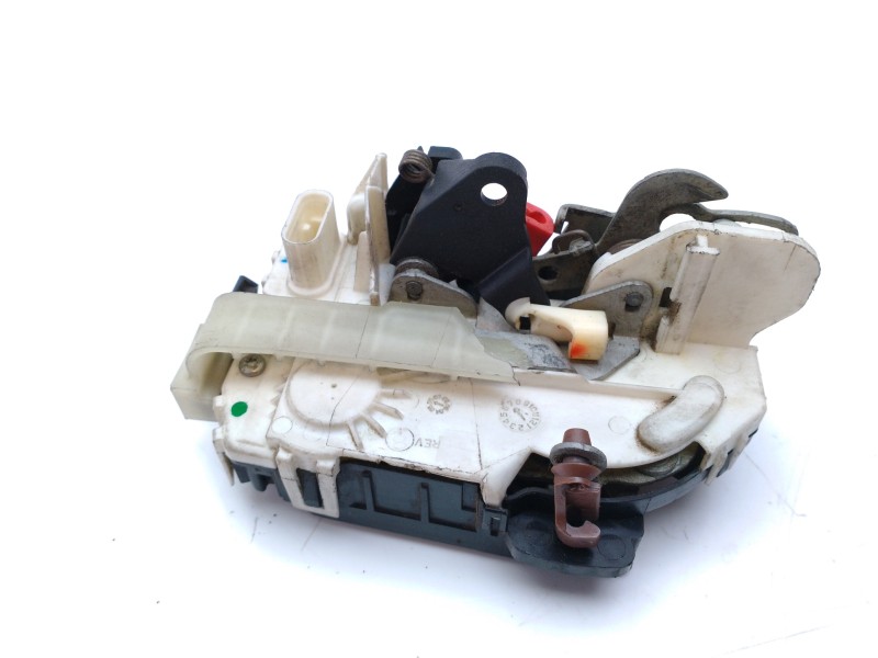 Recambio de cerradura puerta trasera derecha para dodge caliber se referencia OEM IAM 4589414AA  