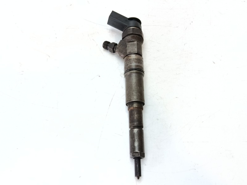 Recambio de inyector para opel vectra c berlina referencia OEM IAM 821156  0445110131