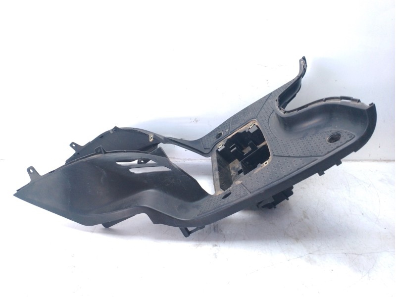 Recambio de moldura para sym symphony 125 referencia OEM IAM 64310APA000  