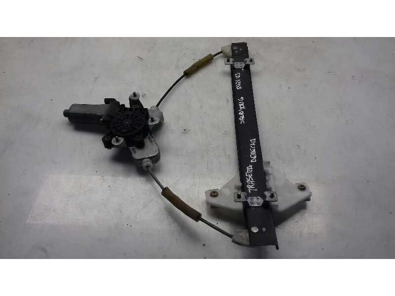 Recambio de elevalunas trasero derecho para ssangyong rodius xdi referencia OEM IAM 7334021000  