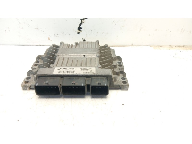 Recambio de centralita motor uce para renault scenic ii referencia OEM IAM 8200542288  