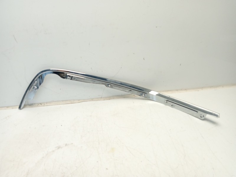 Recambio de moldura para piaggio (vespa) vespa 125ie 3v primavera referencia OEM IAM 673639  
